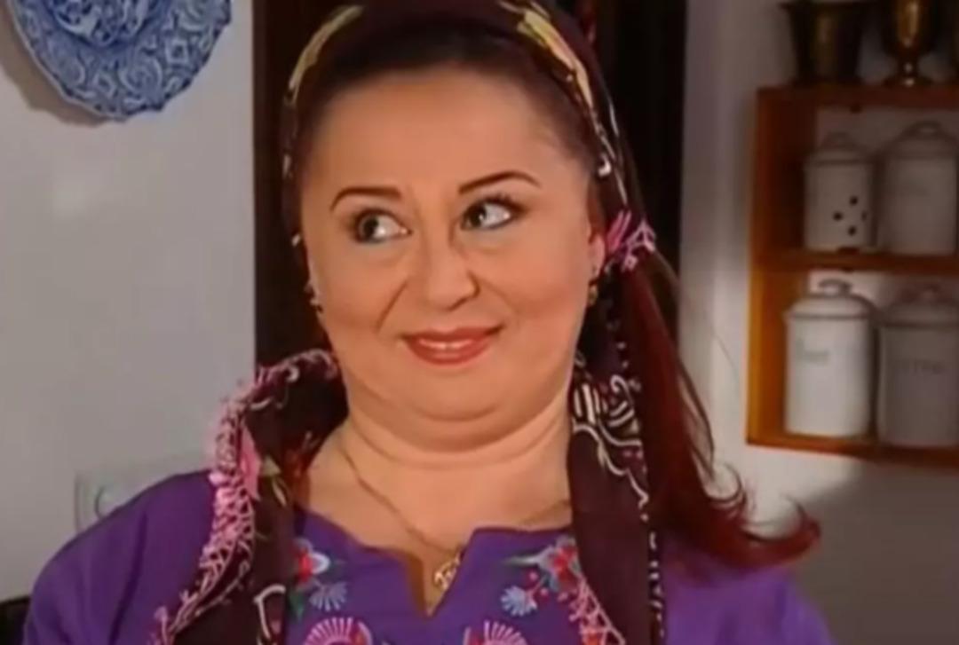 Selena nın M&uuml;stesna sı Parla Şenol dan yıllar sonra  Hades  itirafı: Aram ciddi bozuldu 3