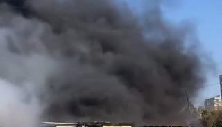 İş&ccedil;ilerin kaldığı konteyner yatakhane alevlere teslim oldu