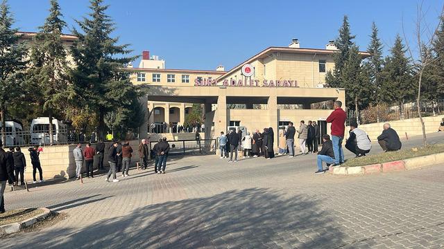 Uyuşturucu testi rüşveti operasyonunda 8'i sağlık çalışanı 30 gözaltı vardı: 19 kişi tutuklandı!