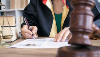 Fenomen avukatlara sıkı denetim!