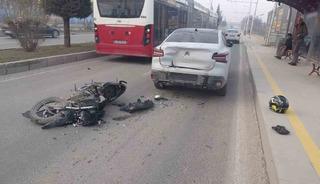 Malatya&rsquo;da otomobille &ccedil;arpışan motosikletli yaralandı