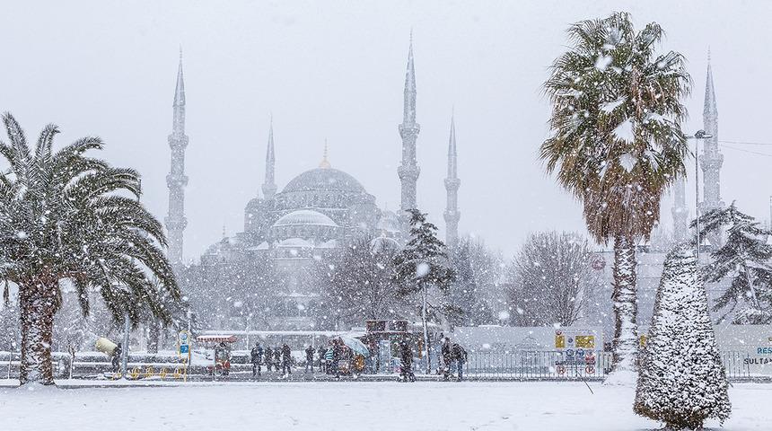 İstanbul'da kar s&uuml;rprizi: 29 Aralık'a dikkat!