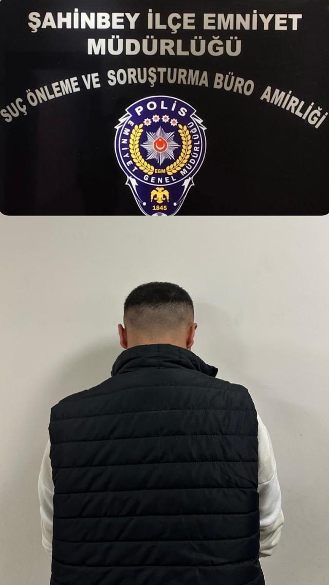 Gaziantep&rsquo;te d&uuml;ğ&uuml;nde havaya ateş eden şahıs yakalandı 1