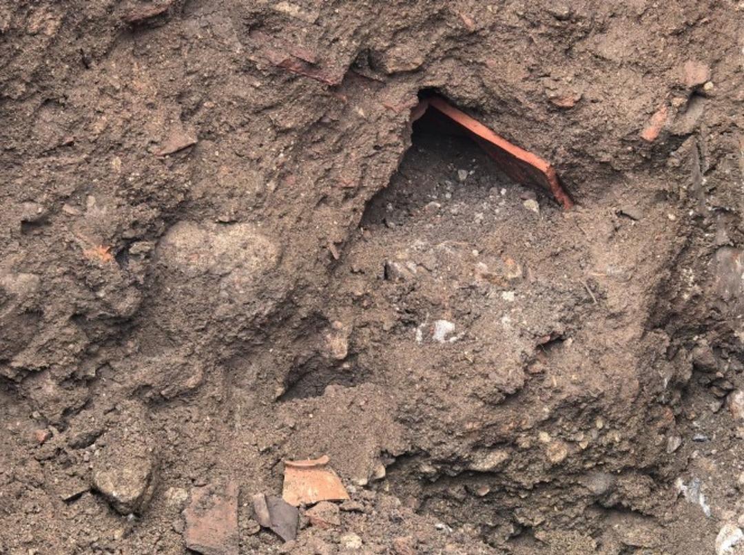 Site kazısında bulundu, t&uuml;m &ccedil;alışmalar hemen durduruldu! Ev yapacaklardı neler neler bulundu 2