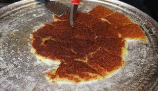 Her g&uuml;n 70 tepsi satılıyor! İ&ccedil;erde yerseniz fiyatı artıyor