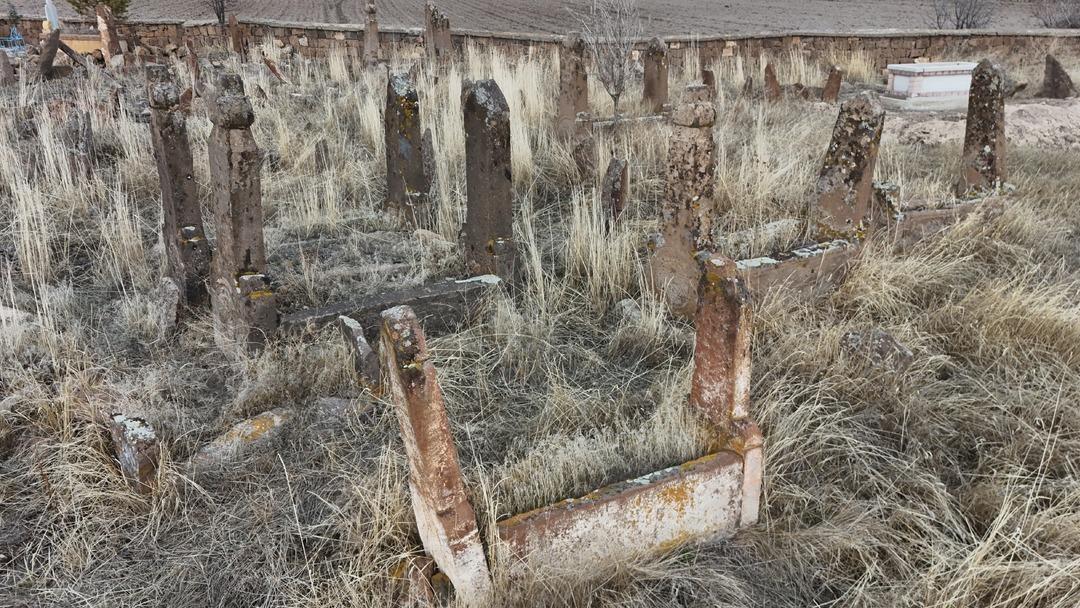 1000 yıllık mezar k&uuml;lt&uuml;r&uuml;! T&uuml;rk k&uuml;lt&uuml;r&uuml;n&uuml;n izlerine rastlandı 3