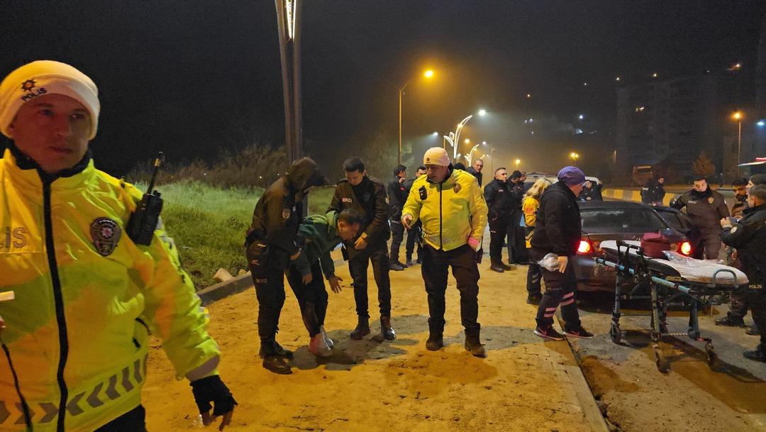 Karab&uuml;k te hareketli gece!  &Uuml;fleme pazarlığı  kamerada: "Hangisi yararıma?" 4