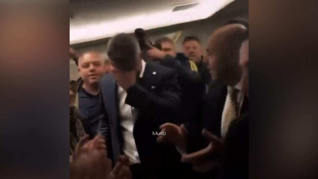 Sadettin Saran serbest bırakıldı! Adliye &ccedil;ıkışında g&ouml;zyaşlarına engel olamadı 2