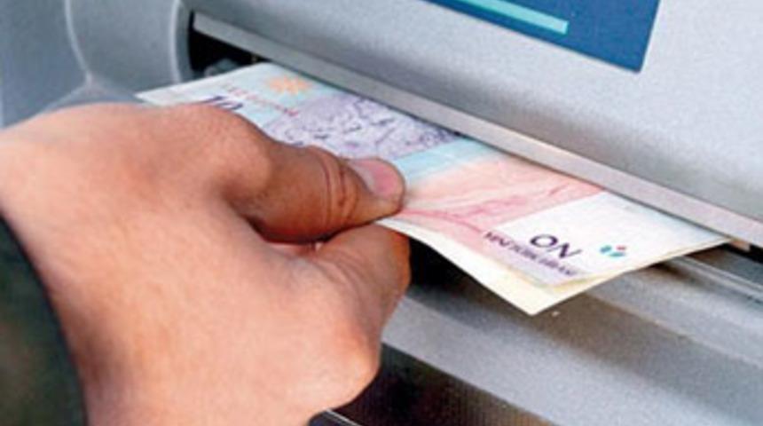 ATM'de para çekmek isteyenler dikkat!