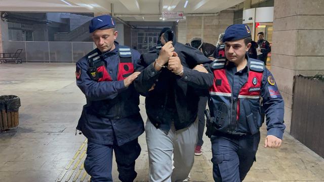 Samsun'da masaj salonuna fuhuş operasyonu: 3 tutuklama