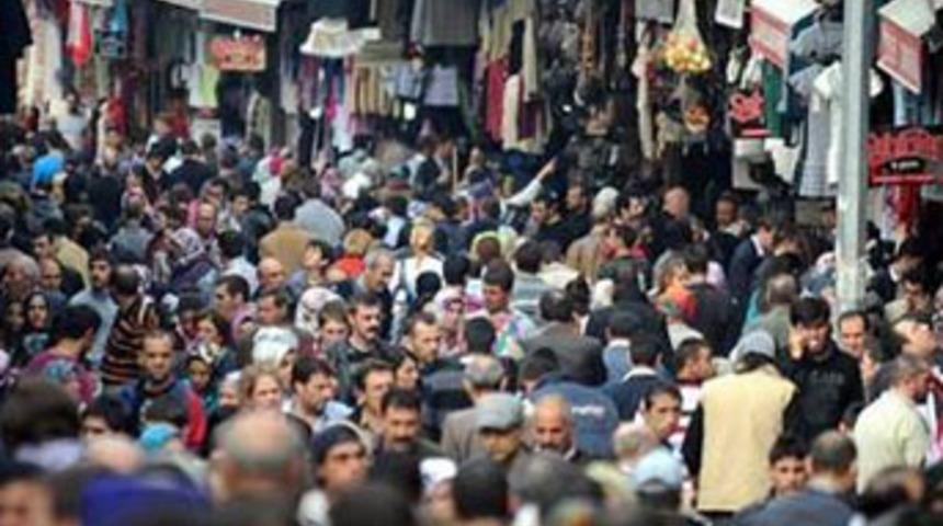 Tüketiciler bayrama 'borçlu' giriyor