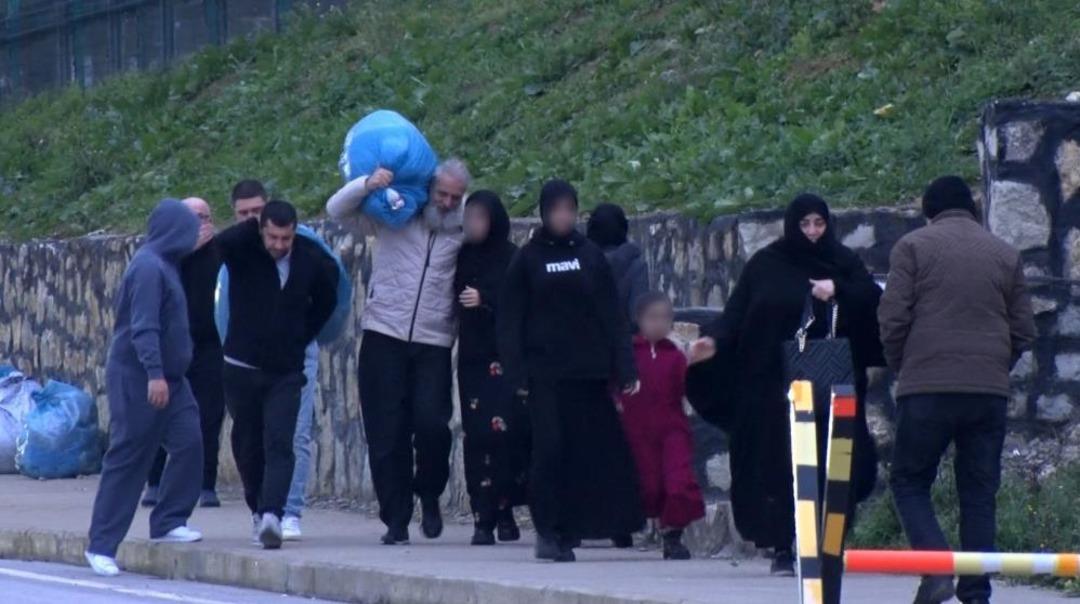 Yargı paketi resmileşti, cezaevlerinden tahliyeler başladı! Beyaz g&uuml;vercin u&ccedil;urdular 7