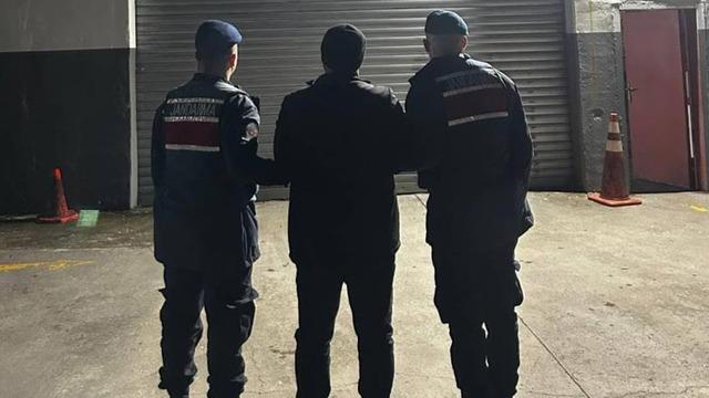 Çocuk istismarından aranan şahıs yakalanarak cezaevine gönderildi