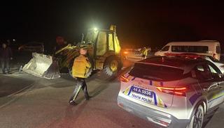 Yer: Malatya! Milyonluk yarış tayları &ccedil;iftlikten ka&ccedil;tı: Ekipler seferber oldu