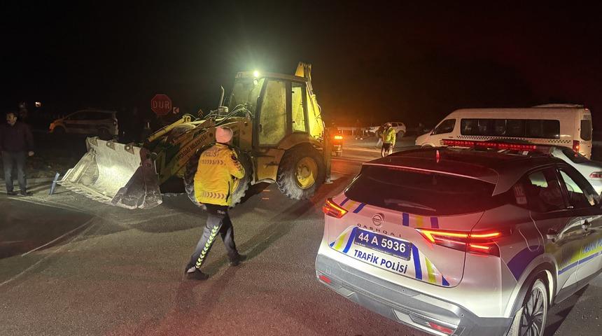 Yer: Malatya! Milyonluk yarış tayları &ccedil;iftlikten ka&ccedil;tı: Ekipler seferber oldu