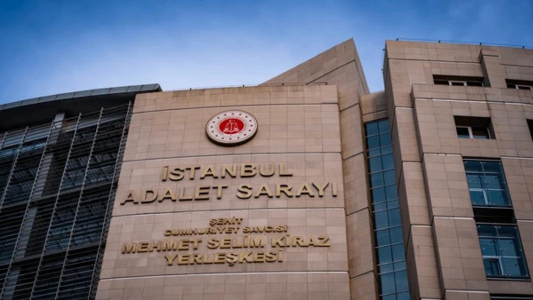 Son dakika: Galatasaray ın eski y&ouml;neticisi Erden Timur un aralarında olduğu 14 &uuml; futbolcu 29 kişi hakkında g&ouml;zaltı kararı! 4