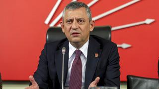 Özgür Özel’den anket itirafı! ‘AK Parti’ detayını anlattı: “Buna özeleştirel bakıyoruz”