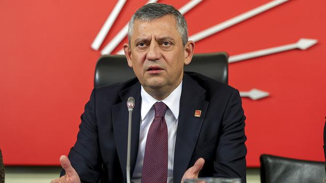 Özgür Özel’den anket itirafı! ‘AK Parti’ detayını anlattı: “Buna özeleştirel bakıyoruz”