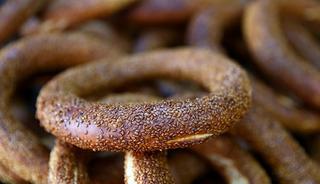 İstanbul'da yeni yıl gelmeden simite zam geldi!