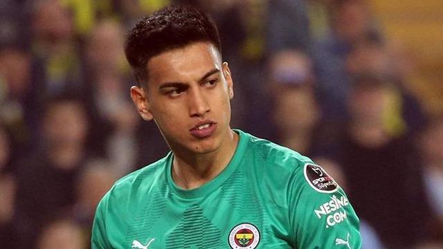 Fenerbahçe'deki performansı eleştiriliyordu! İrfan Can Eğribayat'a çok sürpriz talip