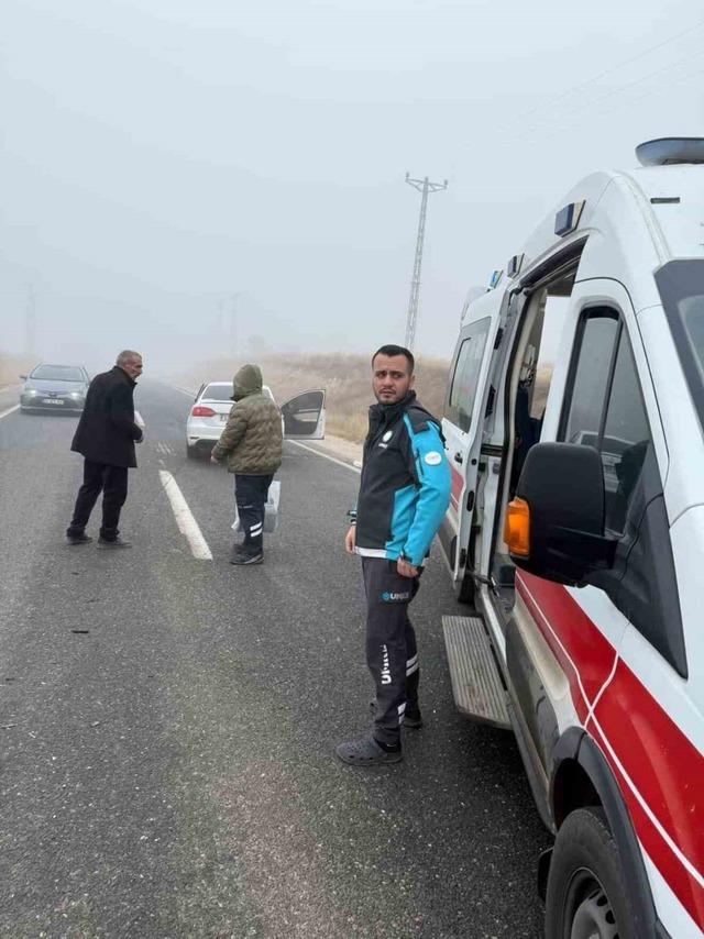 Elazığ&rsquo;da sis kazaya neden oldu: 1 yaralı 3