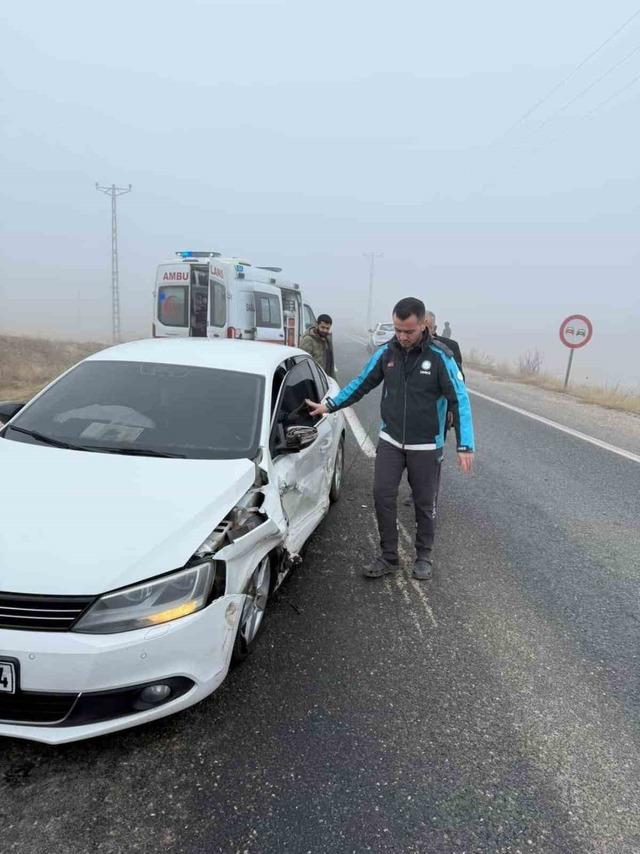 Elazığ&rsquo;da sis kazaya neden oldu: 1 yaralı 1