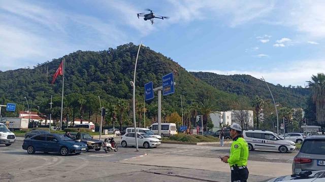 Marmaris’te yeni yıl öncesi trafik denetimleri sıklaştırıldı
