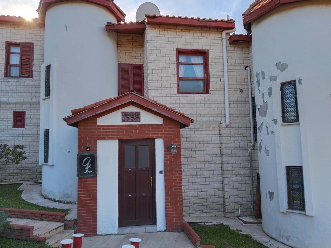 Kayahan ın  Gönül Köşkü  satışa çıktı! İstenen rakam dudak uçuklattı 5