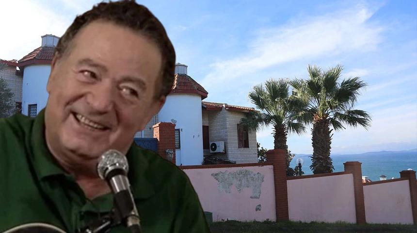 Kayahan'ın 'G&ouml;n&uuml;l K&ouml;şk&uuml;' satışa &ccedil;ıktı! İstenen rakam dudak u&ccedil;uklattı