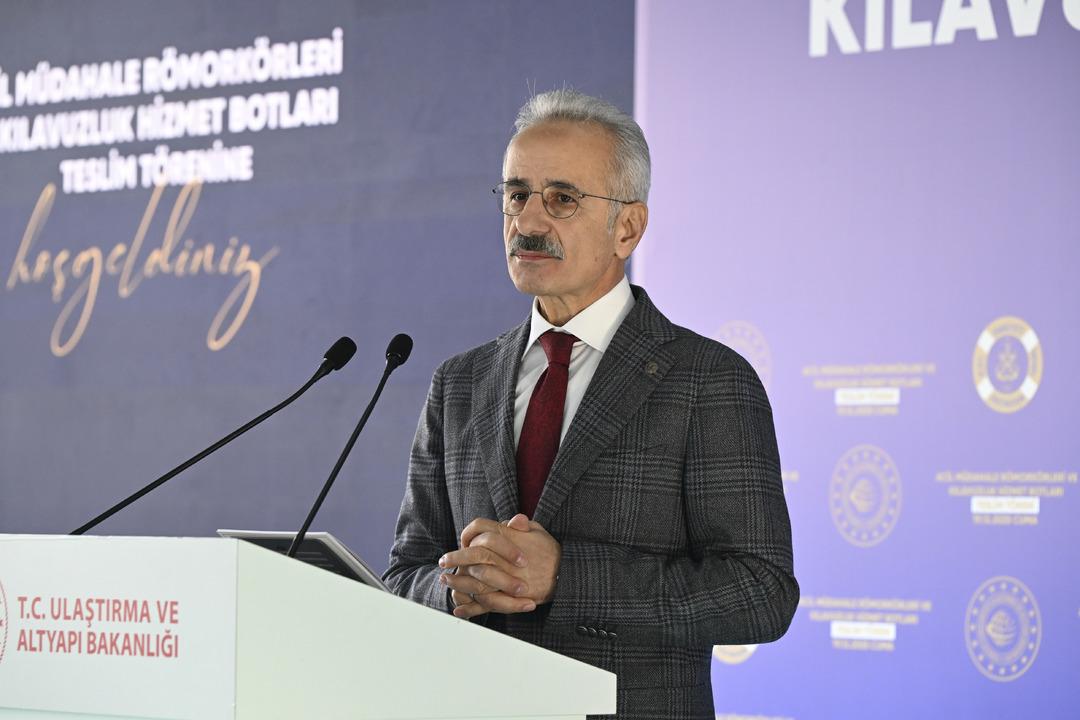 Bakan duyurdu: Yeni havalimanı geliyor, tarih belli oldu! 1