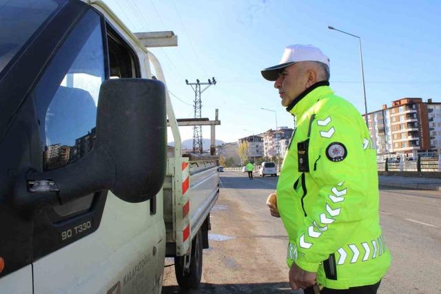 Ordu&rsquo;da polis ekiplerinden trafik denetimleri 2