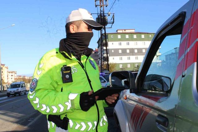Ordu&rsquo;da polis ekiplerinden trafik denetimleri 4
