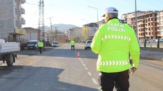 Ordu’da polis ekiplerinden trafik denetimleri