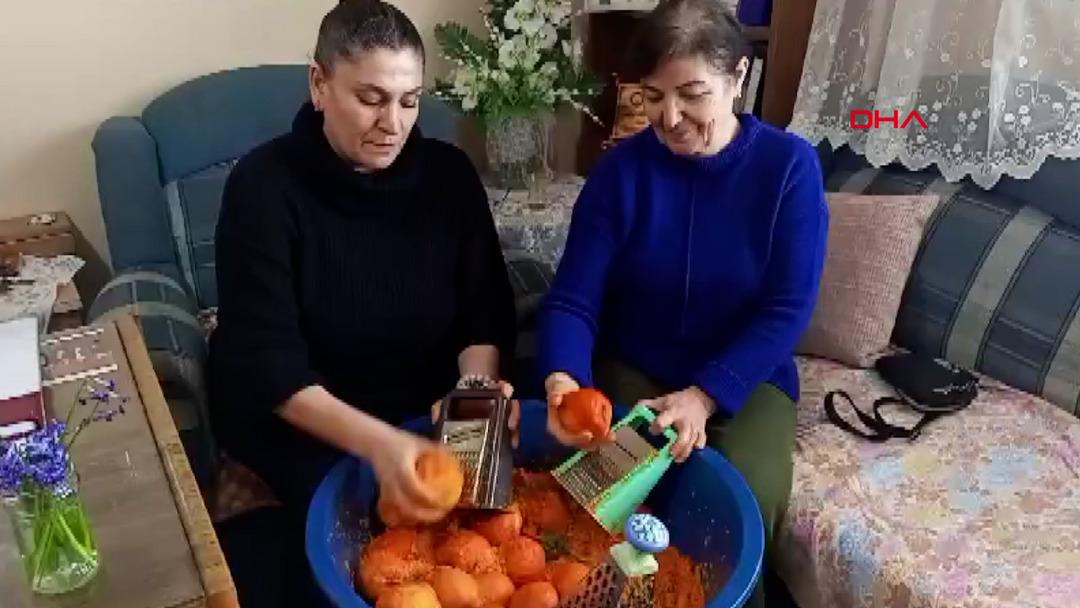 Sokaklardaki turun&ccedil;lar &ouml;ğrencilere burs oluyor 1