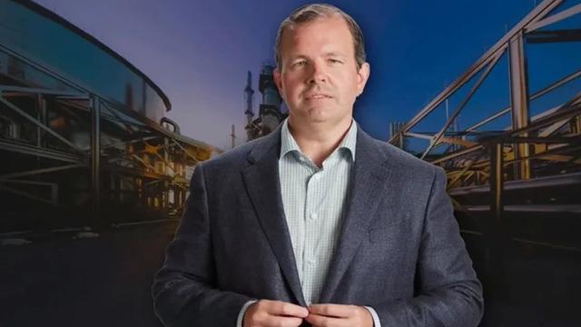 Şirketini satan patron çalışanlara binlerce dolar dağıttı: Türkiye'de 678 asgari ücret ediyor