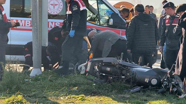 Ambulans şoförü kazada hayatını kaybetti
