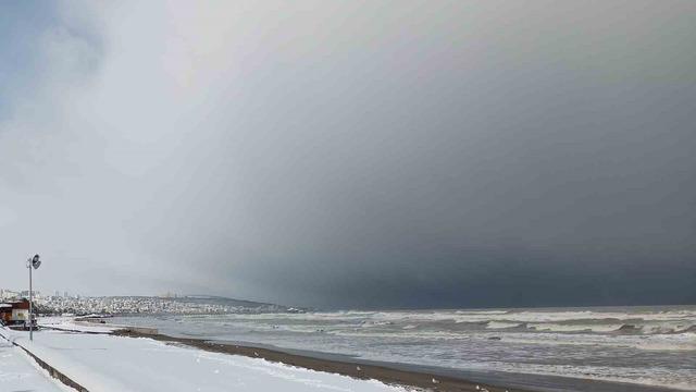 Karadeniz’de fırtına alarmı