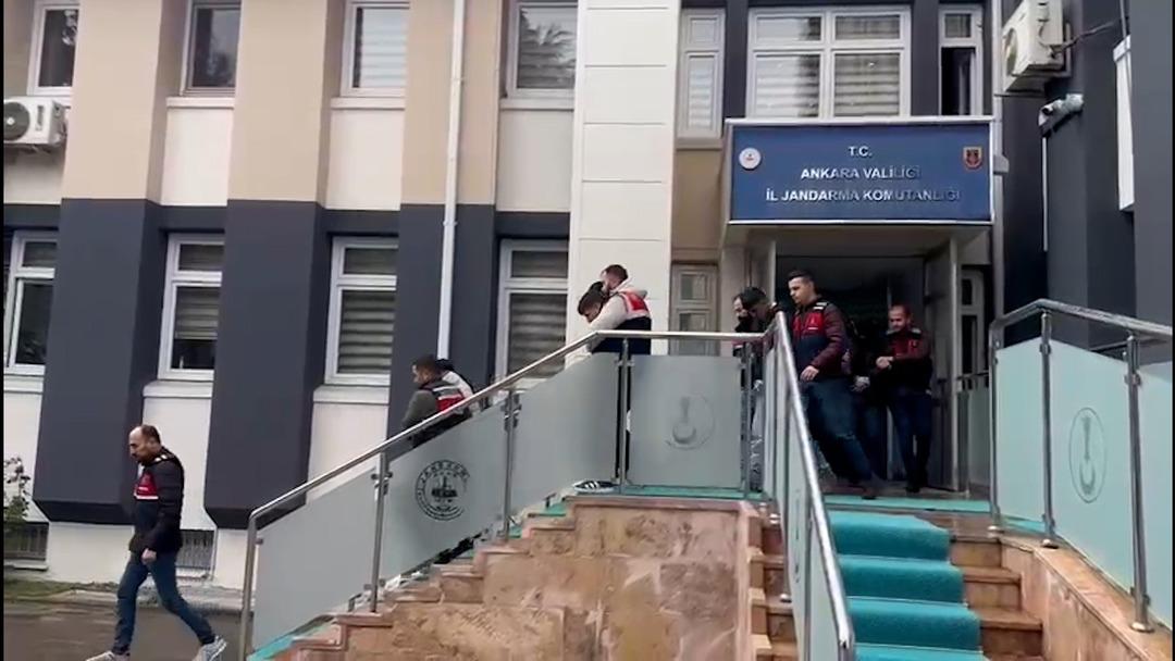 Son dakika | Kişisel veri casusları yakalandı! MİT 2 ilde d&uuml;ğmeye bastı; 8 internet sitesi kapatıldı 1