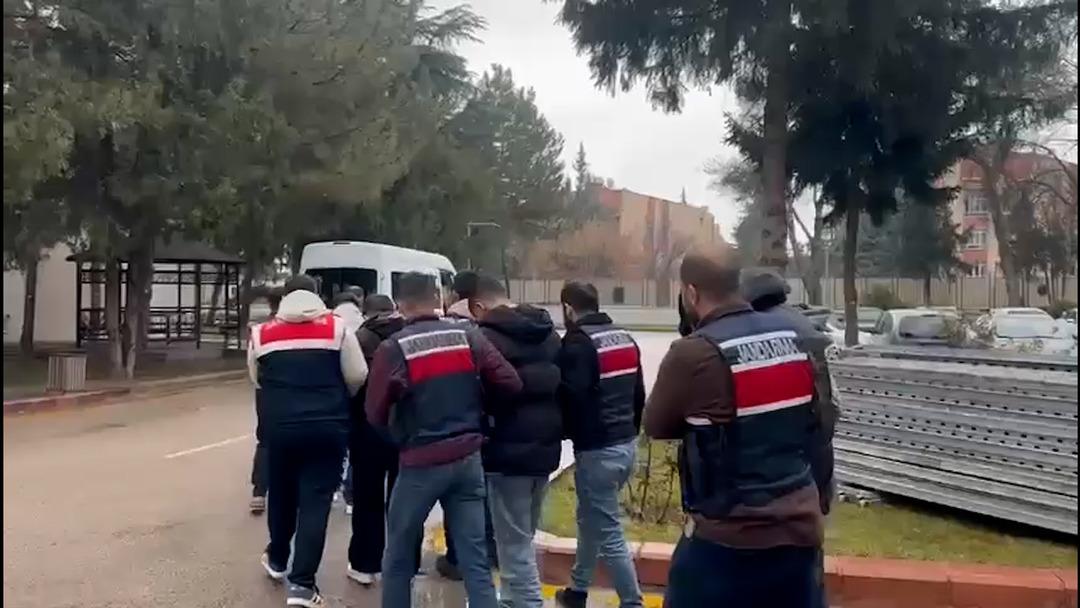 Son dakika | Kişisel veri casusları yakalandı! MİT 2 ilde d&uuml;ğmeye bastı; 8 internet sitesi kapatıldı 6