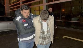 &Ccedil;aldığı motosikleti tarlaya attı, parmak izinden yakalandı