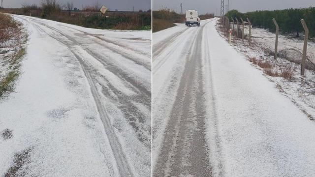 Adana'da dolu yağdı, yollar ve tarlalar beyaza büründü