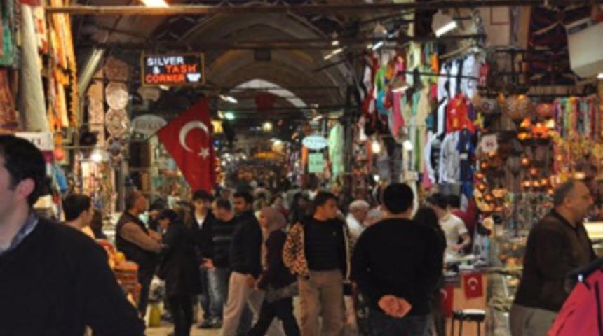İranlılar Kapalıçarşı'yı bastı