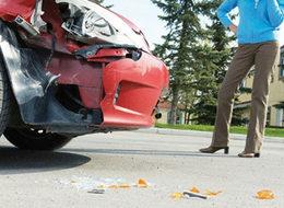 Kaza yapan sürücüler yandı