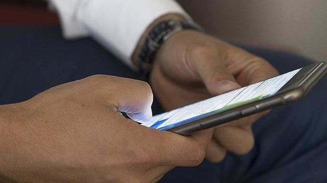 Bankalardan gelen peş peşe mesajlar korkuttu! Gören hesabına baktı