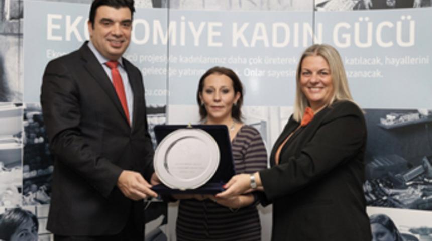 &quot;Kadın Gücü&quot; Turkcell'e ödül getirdi