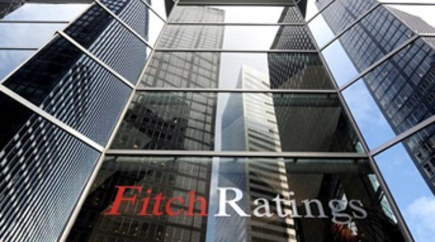 Fitch 15 Türk bankasının kredi notlarını düşürdü