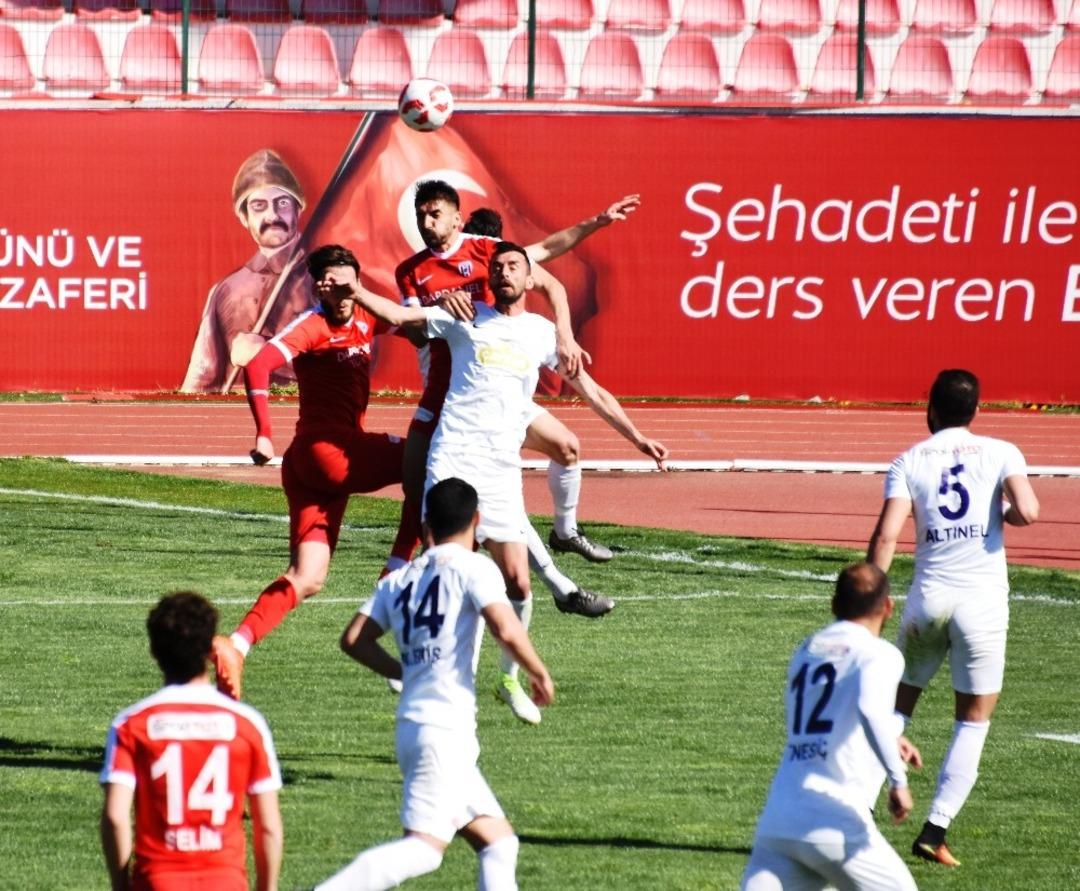 TFF 3. Lig: &Ccedil;anakkale Dardanel: 0 - Yomraspor: 1