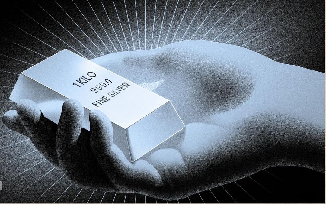 G&ouml;zler onun &uuml;zerinde: G&uuml;m&uuml;ş neden altını ikiye katladı? 1