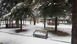 Patnos&rsquo;ta beklenen kar yağışı başladı