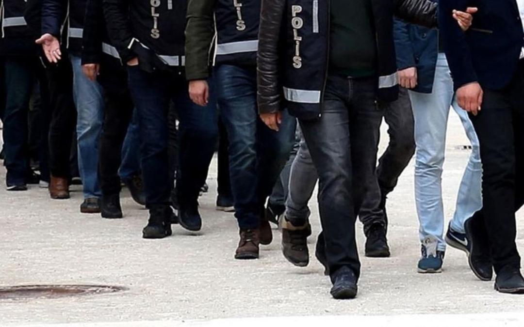 Polisler de var! Casperlar operasyonunda 14 ş&uuml;pheli tutuklandı 1